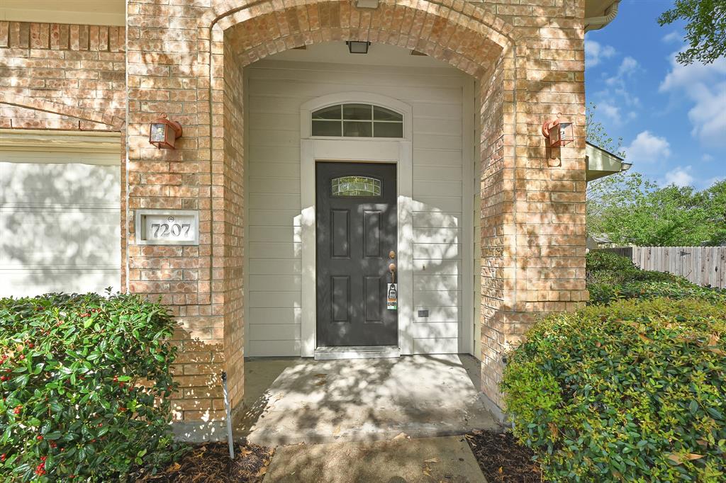 7207 Highland Oak Court, Richmond, Texas image 3