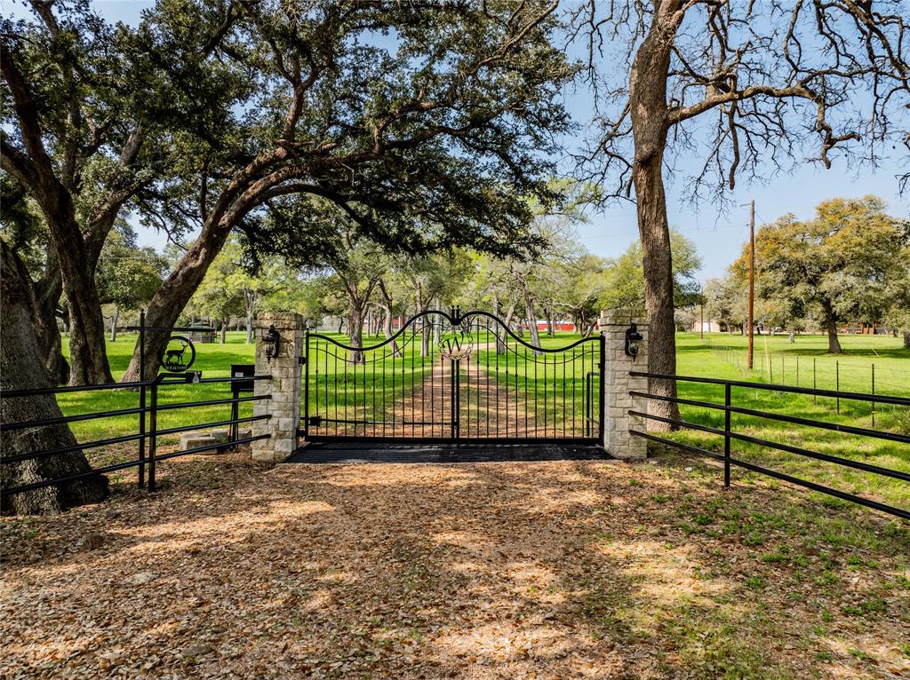 1830 Bryant Road, Schulenburg, Texas image 28