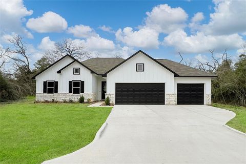 Single Family Residence in Hempstead TX 26605 Fawn Drive.jpg