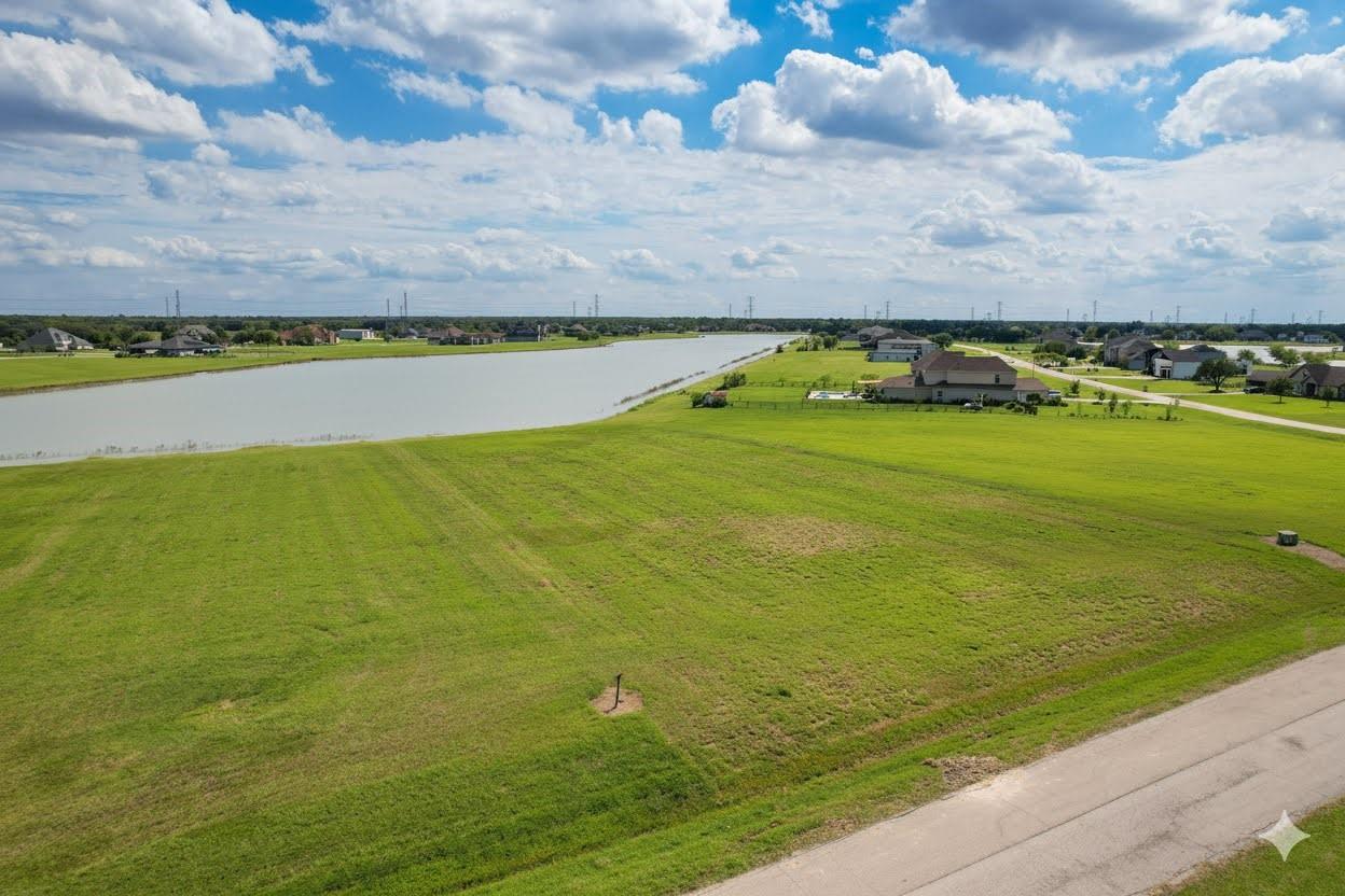 13111 Lakeview Meadow Drive