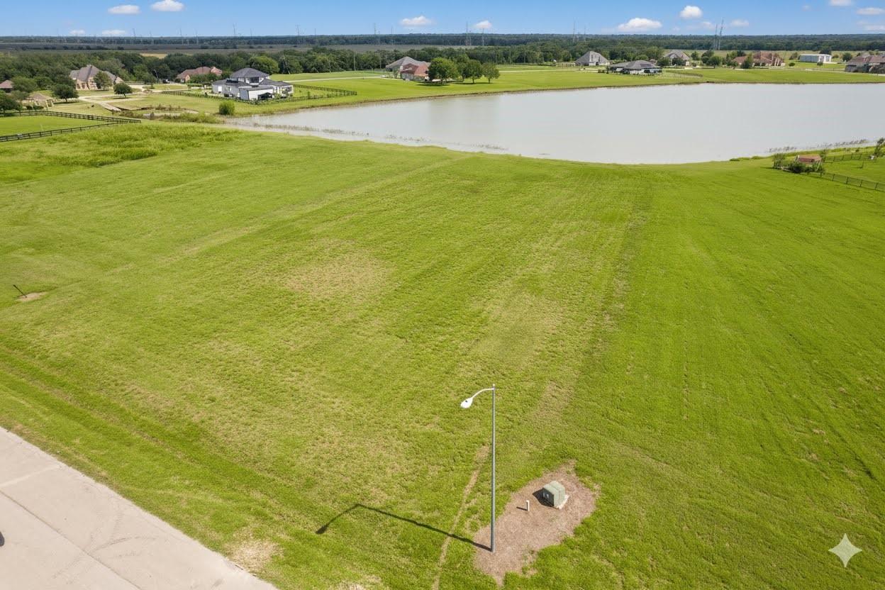 13111 Lakeview Meadow Drive