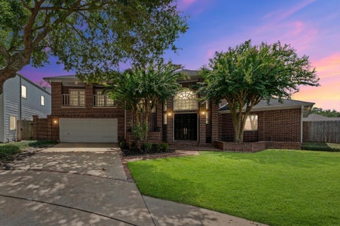 Photo of 8122 Meadow Crest Street, Houston, TX 77071 (MLS # 34310303)