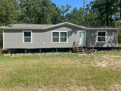 Photo of 15 Great Oak, Trinity, TX 75862 (MLS # 81858971)