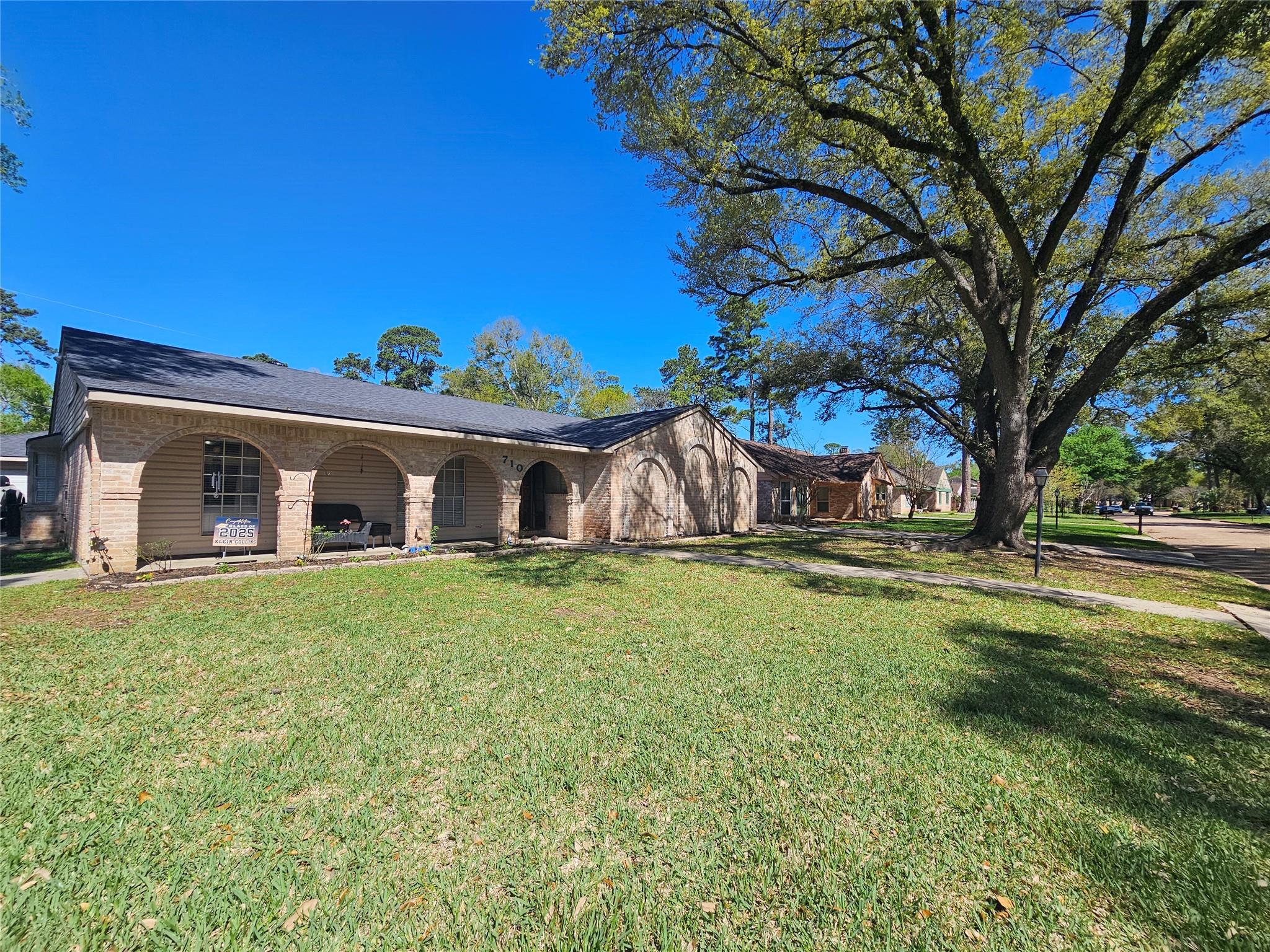 710 Enchanted River Drive