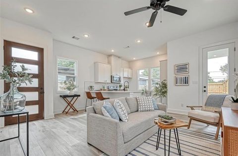 Photo of 8405 Schneider Street #B, Houston, TX 77093 (MLS # 47977456)