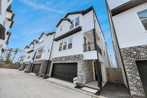 723 Marcella Street B Houston TX 77091