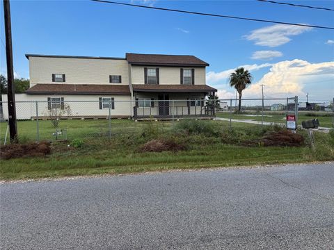 Photo of 4606 Mallard Street, Hitchcock, TX 77563 (MLS # 87532459) Photo of 4606 Mallard Street, Hitchcock, TX 77563 (MLS # 87532459)