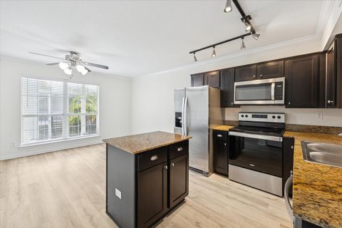 Photo of 300 Pecore Street #29, Houston, TX 77009 (MLS # 20857550)