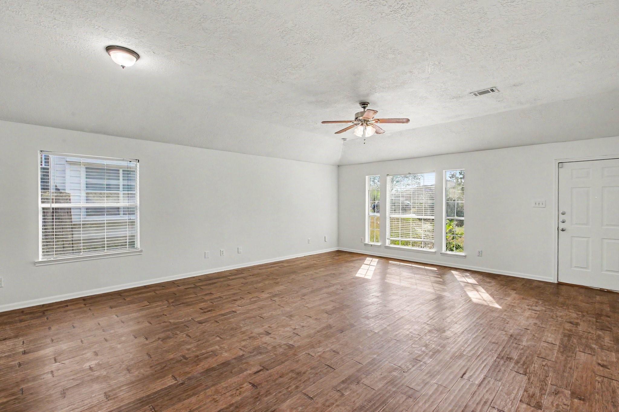 14021 Buckskin Drive