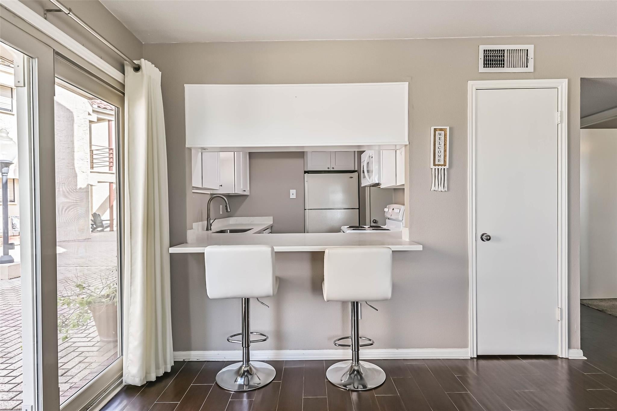 7312 Seawall Boulevard 112
