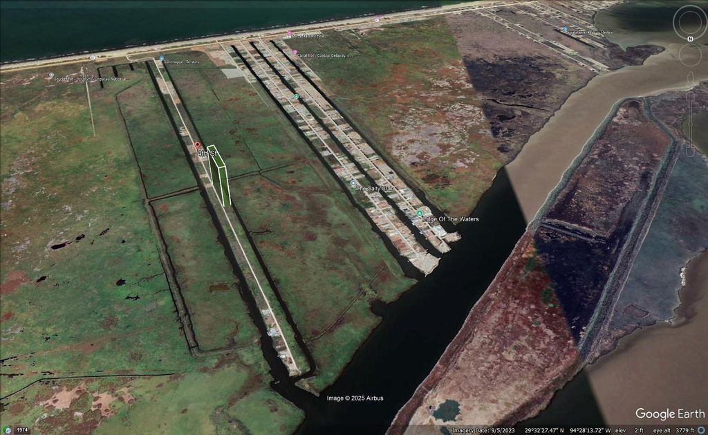 Photo of 0 4th Street, Gilchrist, TX 77617 (MLS # 10946440)