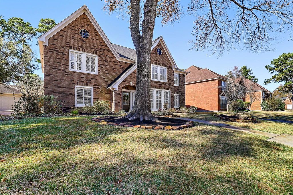 Photo of 19423 Climbing Oaks Drive, Humble, TX 77346 (MLS # 53286273)