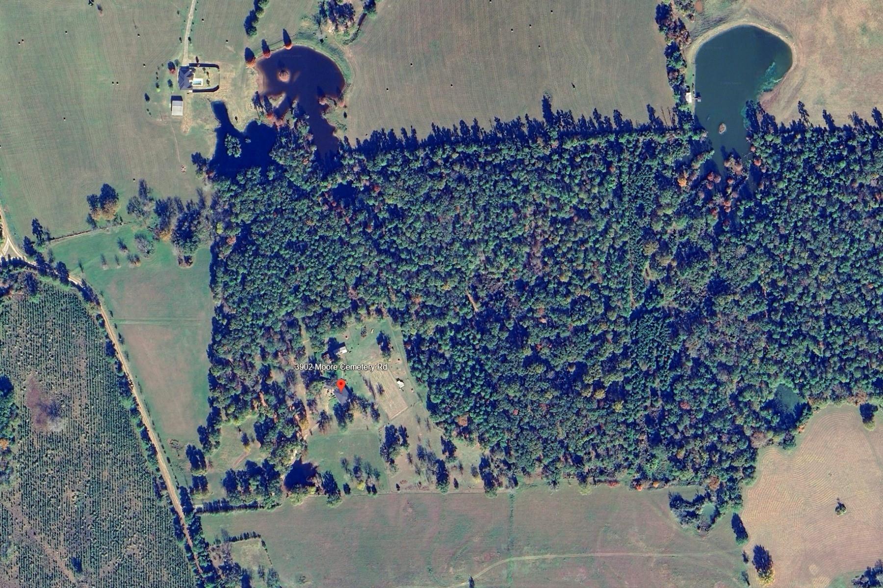 3902 Moore Cemetery Rd