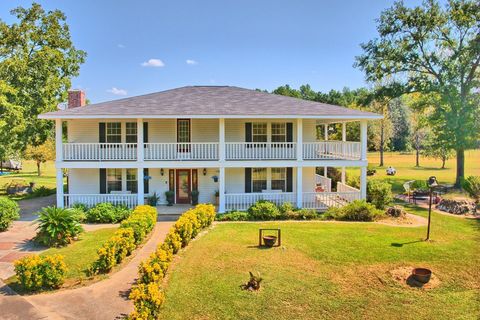 Photo of 3902 Moore Cemetery Rd Rd, Groveton, TX 75845 (MLS # 22000009)