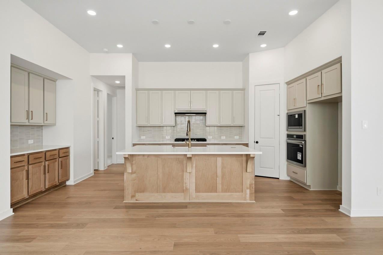 6442 Mahogany Branch Trail