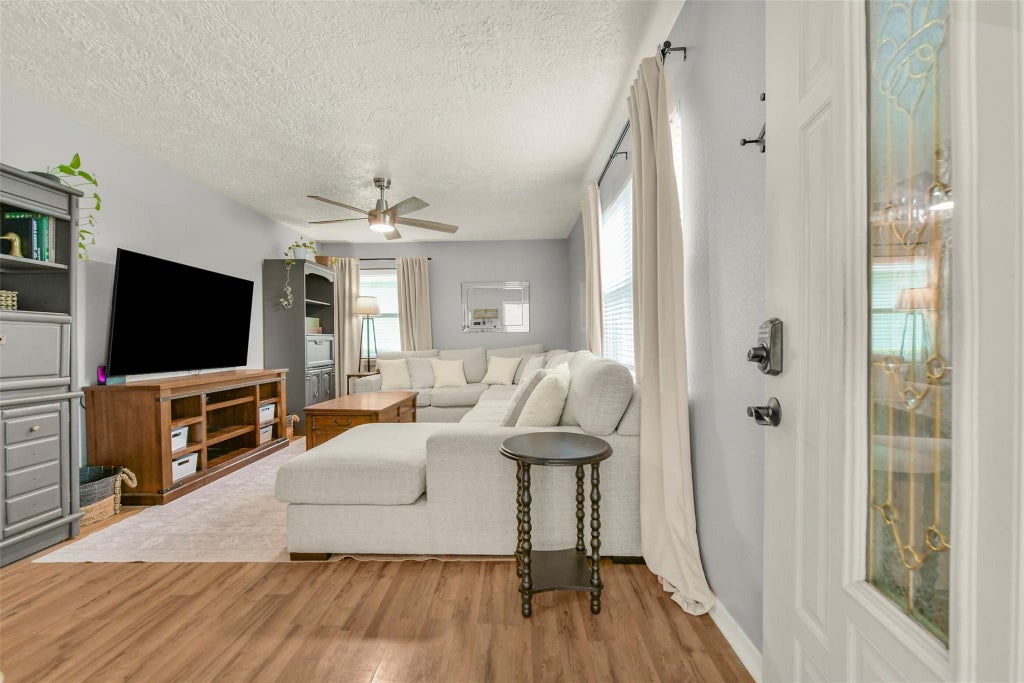 Photo of 205 Robin Street, Deer Park, TX 77536 (MLS # 17680653)