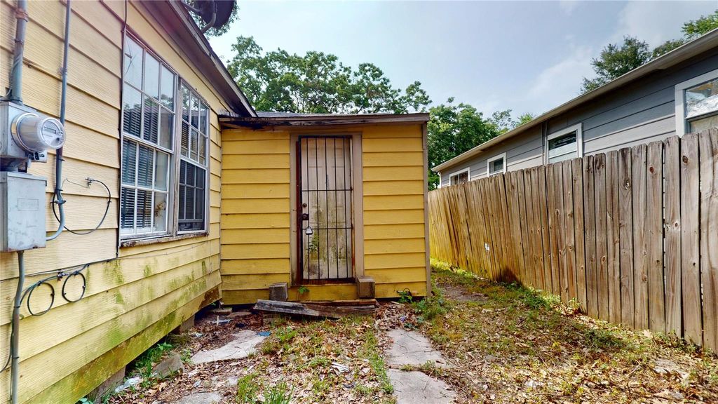 Photo of 6604 Conley Street, Houston, TX 77021 (MLS # 40041163)