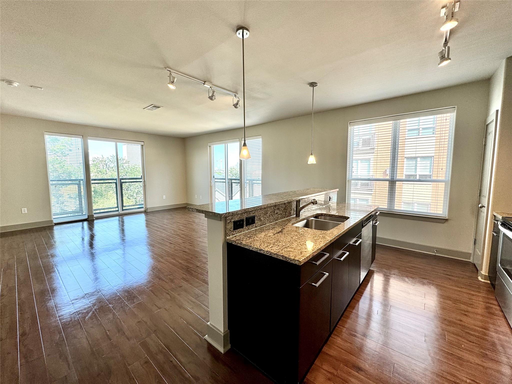 1340 W Gray Street 208