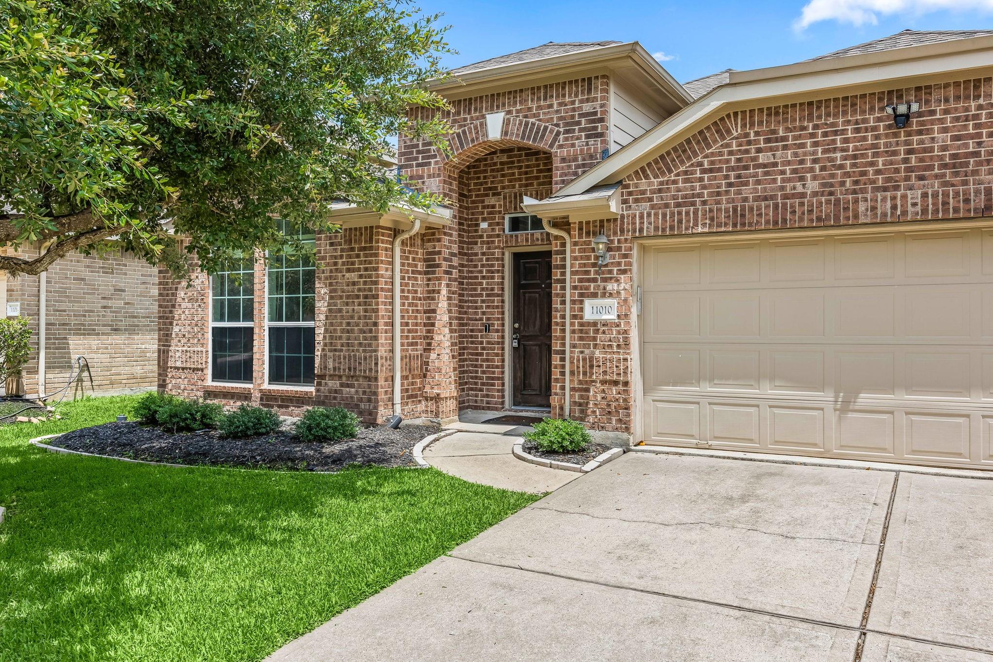 11010 Starling Creek Drive