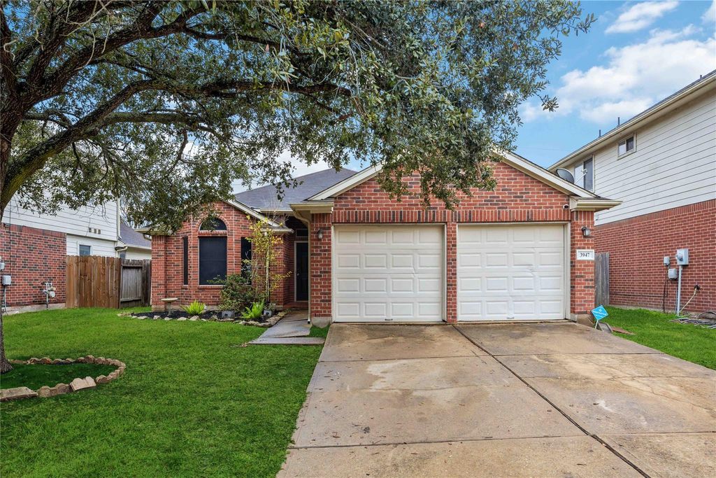 Photo of 3947 Teal Run Meadows Drive, Fresno, TX 77545 (MLS # 56283148)