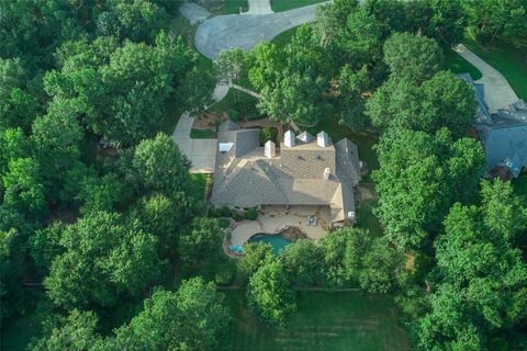 Photo of 26127 Upper Beacon Place, Montgomery, TX 77316 (MLS # 52445079)