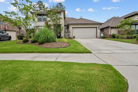 Photo of 17405 Chestnut Cove Drive, Conroe, TX 77302 (MLS # 98238667)