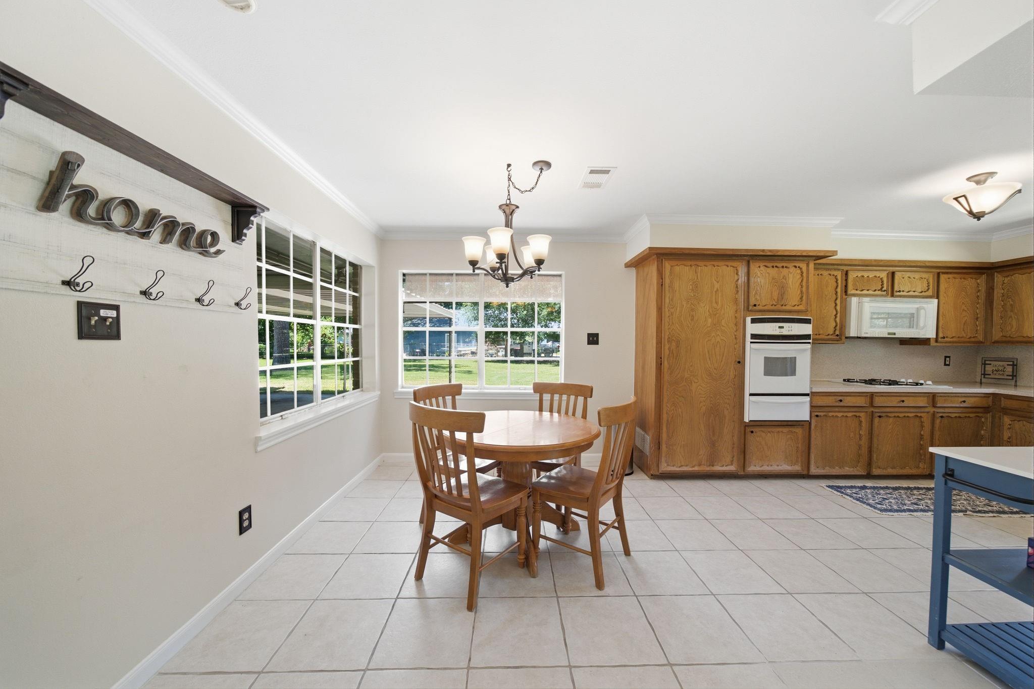 11619 Advance Drive
