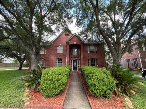 Photo of 11903 Mckinney Falls Lane, Sugar Land, TX 77498 (MLS # 38424818)