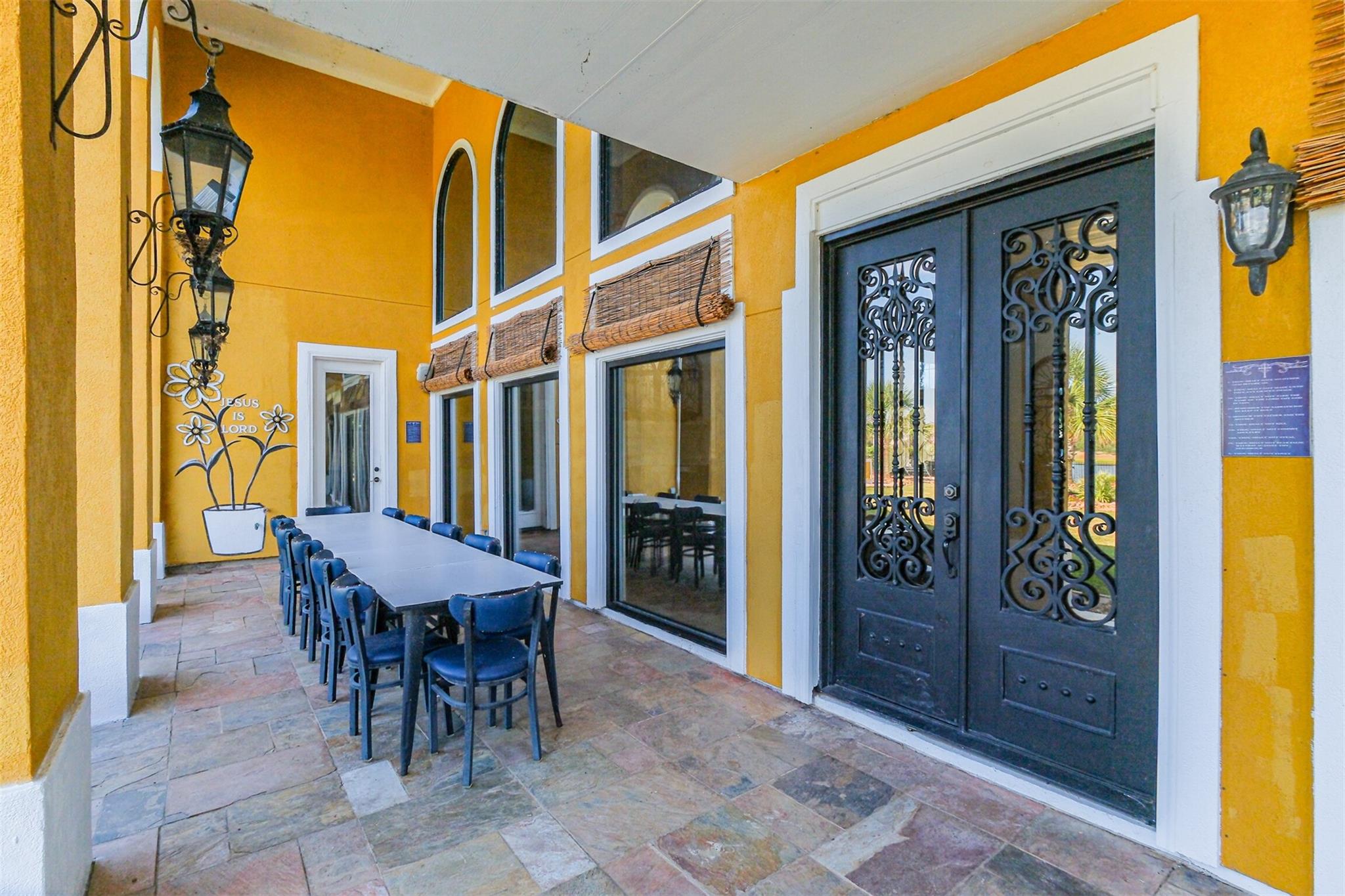 1026 Kings Forest Lane