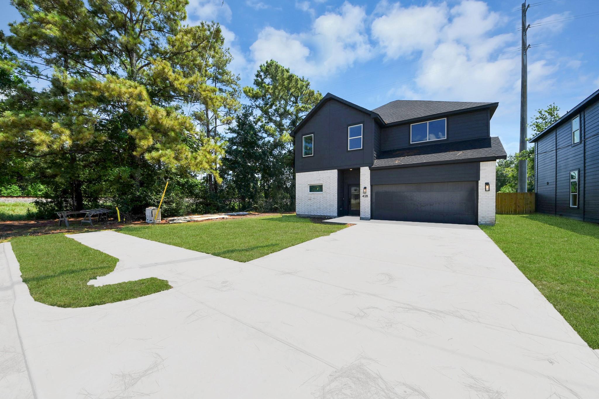 428 Woodlake Drive