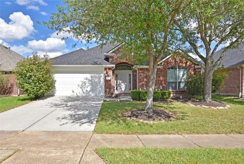 Photo of 5518 Persimmon Pass, Richmond, TX 77407 (MLS # 20749254)