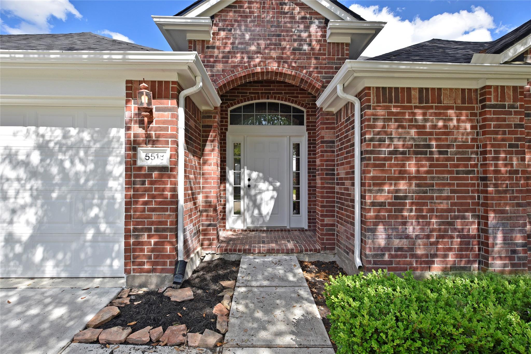 5518 Persimmon Pass
