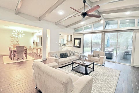 Photo of 10307 Willowgrove Drive, Houston, TX 77035 (MLS # 96707590)