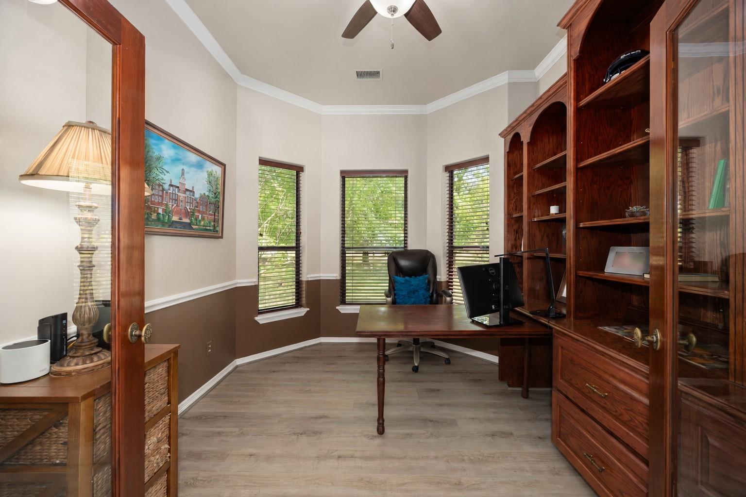 11956 White Oak Crossing
