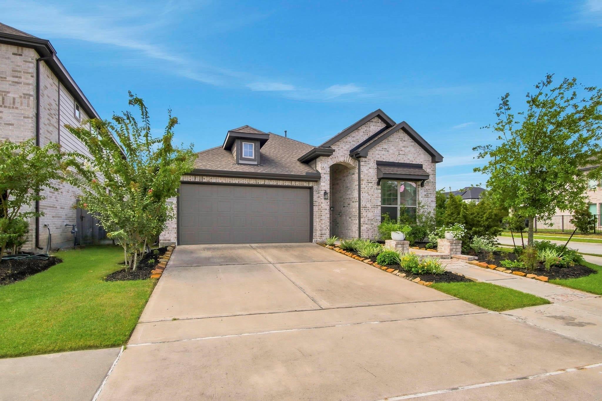 18523 Wolf Mountain Lane