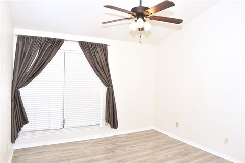 Tiny photo for 2121 El Paseo Street #2000, Houston, TX 77054 (MLS # 29567493)