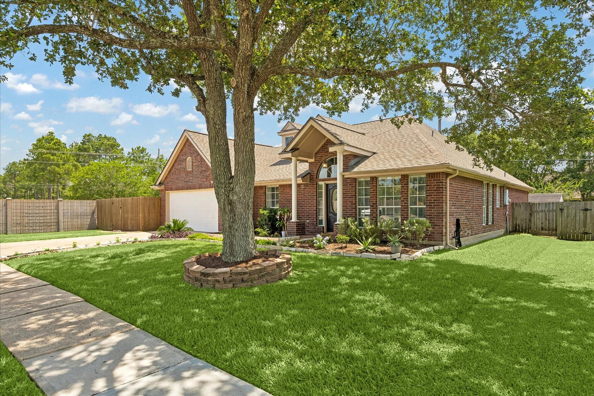 1602 Oak Place Court