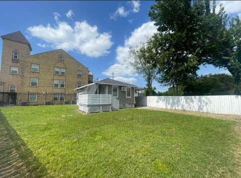 Photo of 525 E 35th Street, Houston, TX 77022 (MLS # 31687580)
