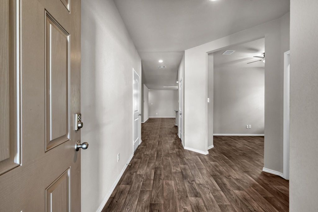 Photo of 11331 Dawn Beach Lane, Conroe, TX 77304 (MLS # 65202097)