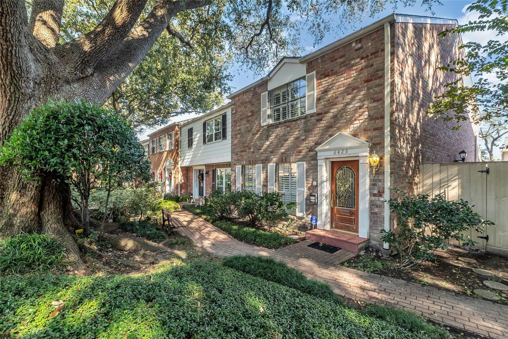 Photo of 6425 Olympia Drive #148, Houston, TX 77057 (MLS # 61480353)