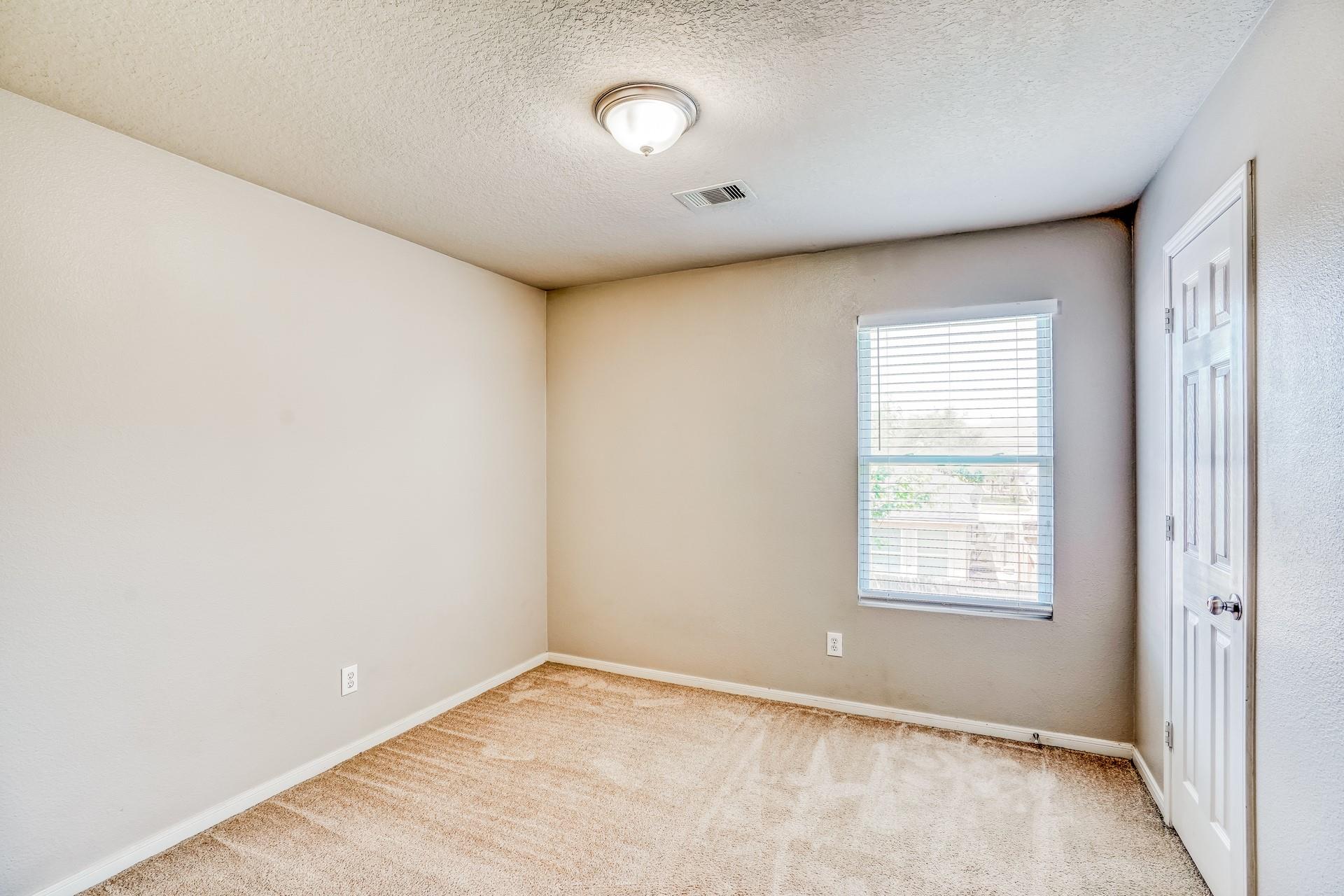 5039 Lamppost Hill Court