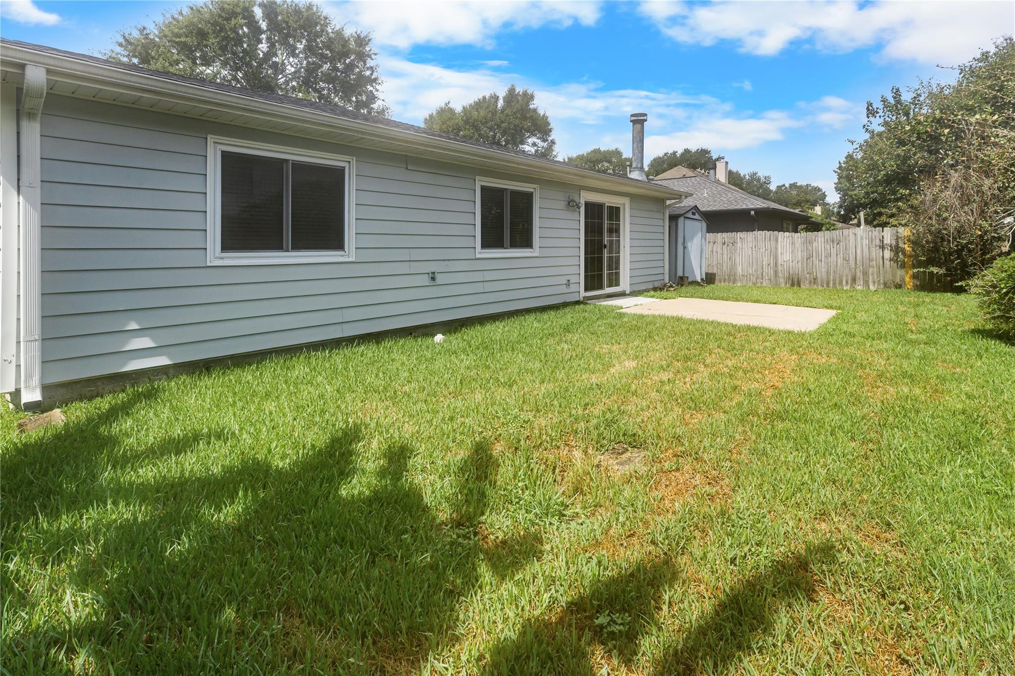 1735 Oak Ridge Drive