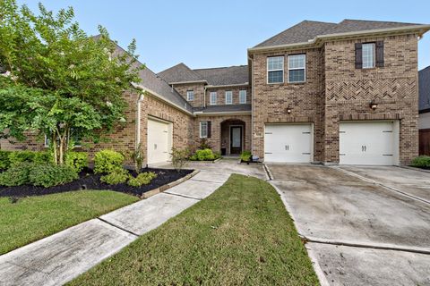 Homes For Sale - 7007 Shoreline View Drive<br/> Katy, TX 77493