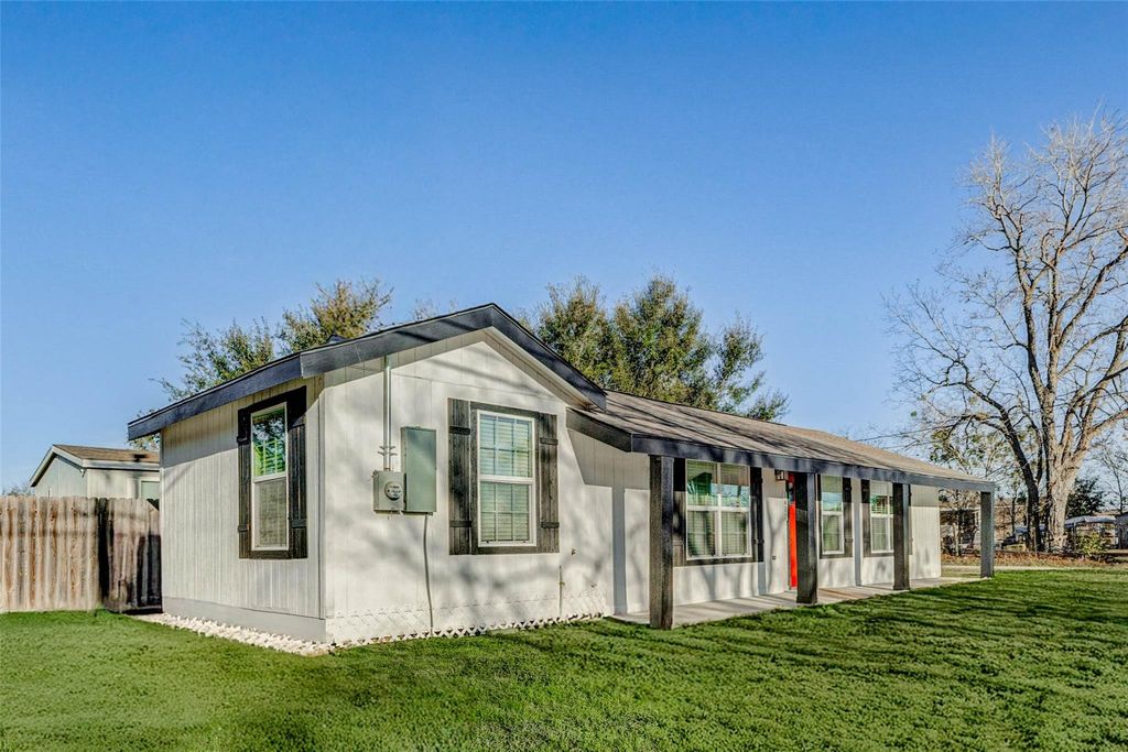 Photo of 500 Shirley Street, Eagle Lake, TX 77434 (MLS # 18986759)