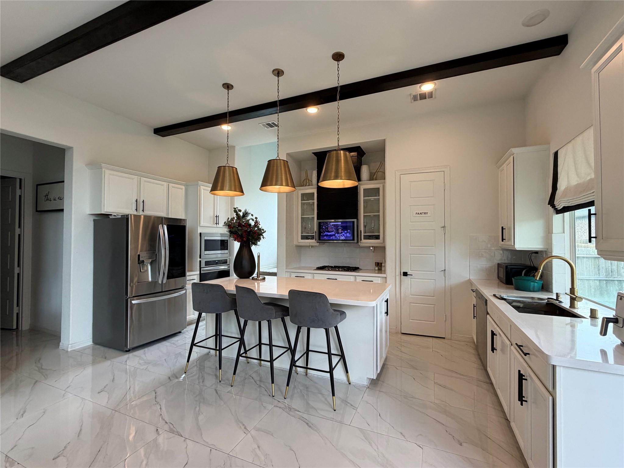 5307 Streamside Trail