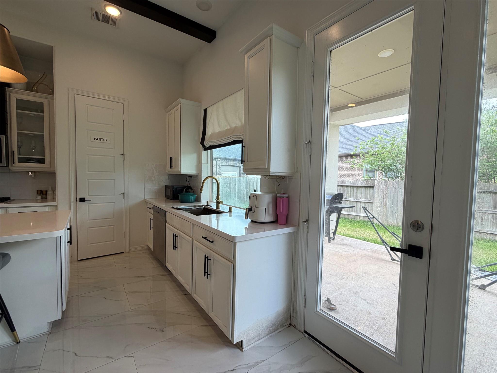 5307 Streamside Trail