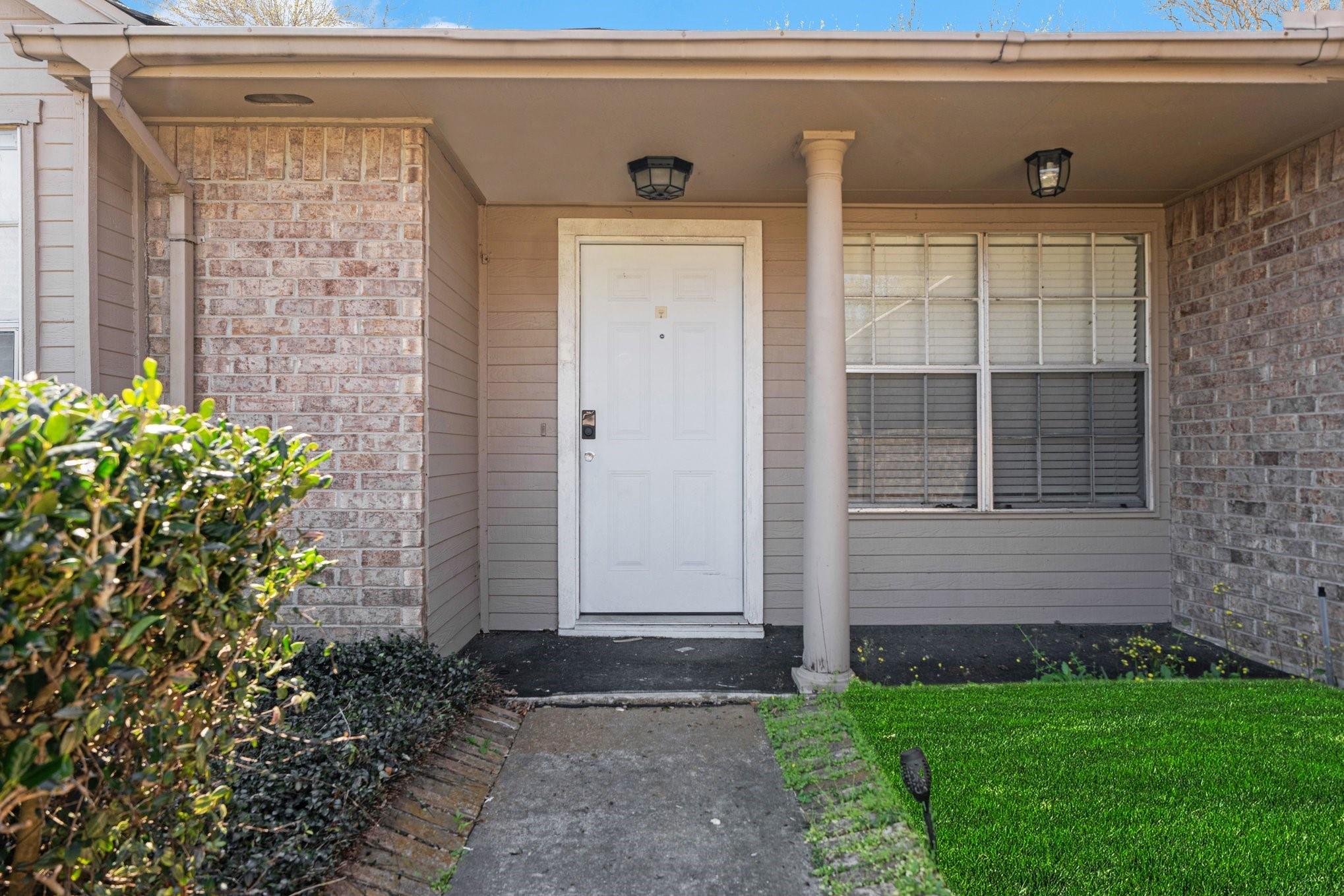 1826 Pilgrims Point Drive