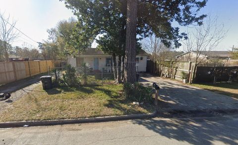 Photo of 8826 Richland Drive, Houston, TX 77078 (MLS # 26267420)
