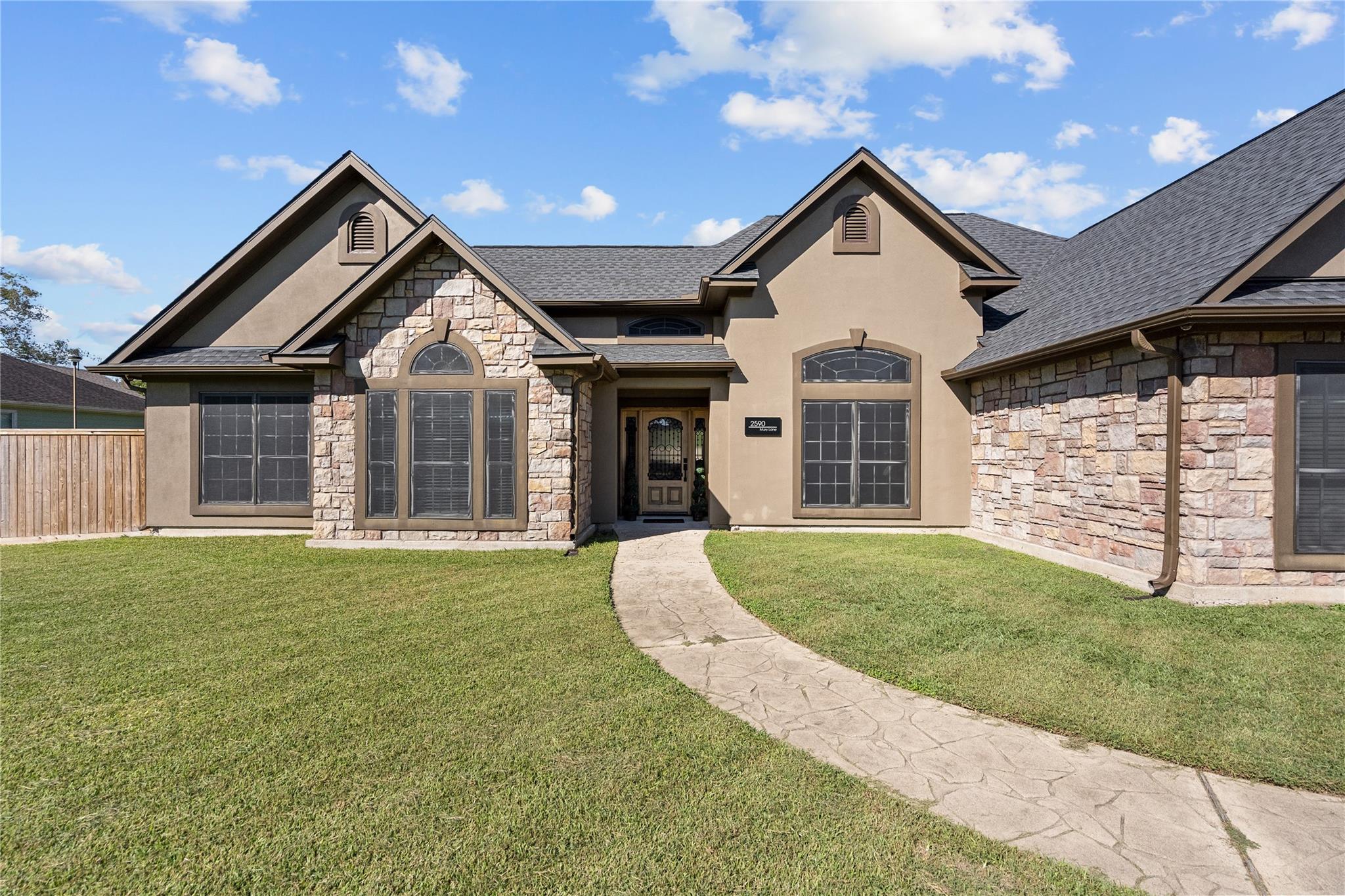 2590 Mary Lane