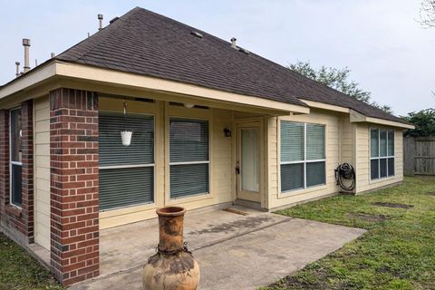 Tiny photo for 3514 Apple Grove Drive, Manvel, TX 77578 (MLS # 92377082)